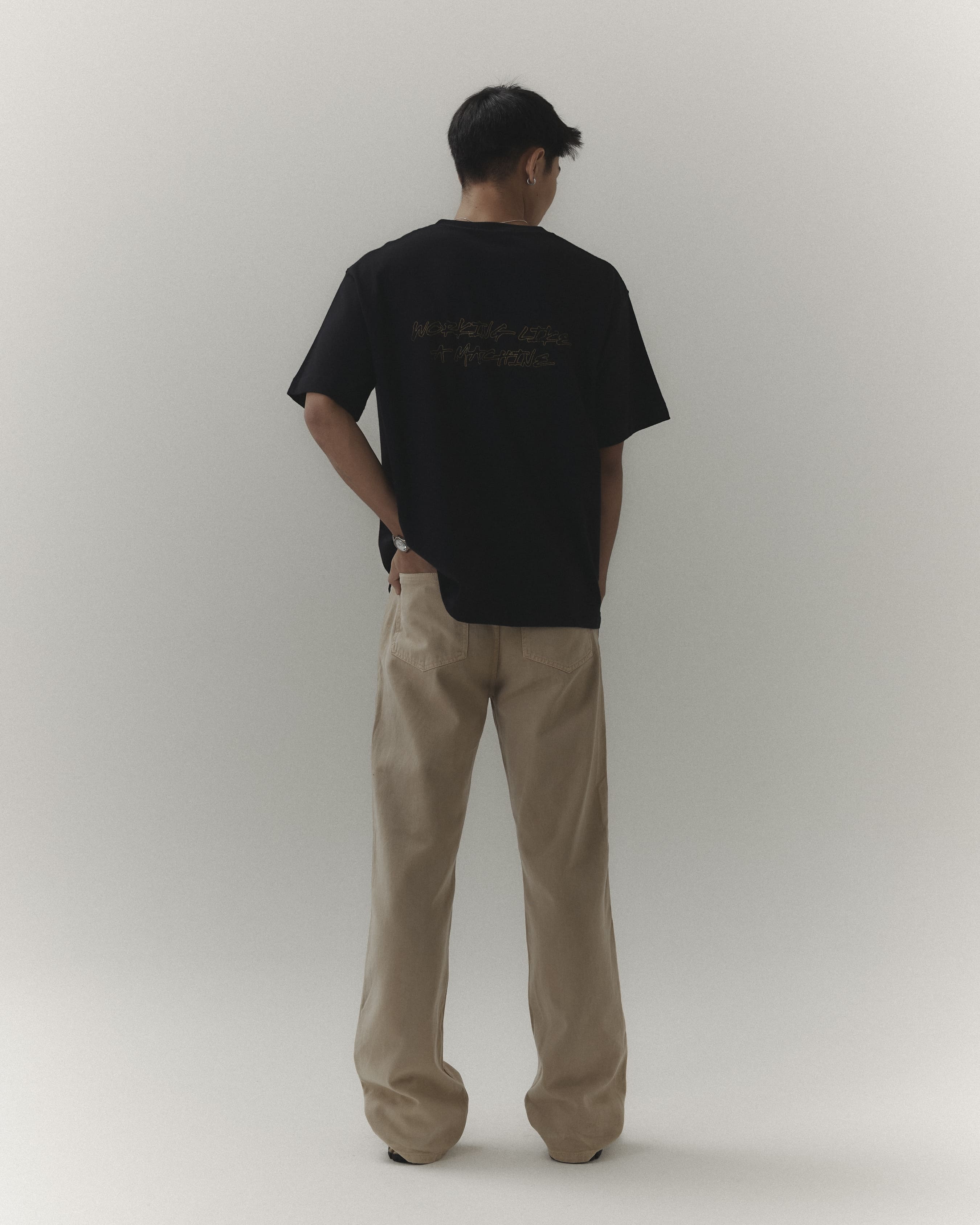 Camiseta Garré Working Like a Machine Preta
