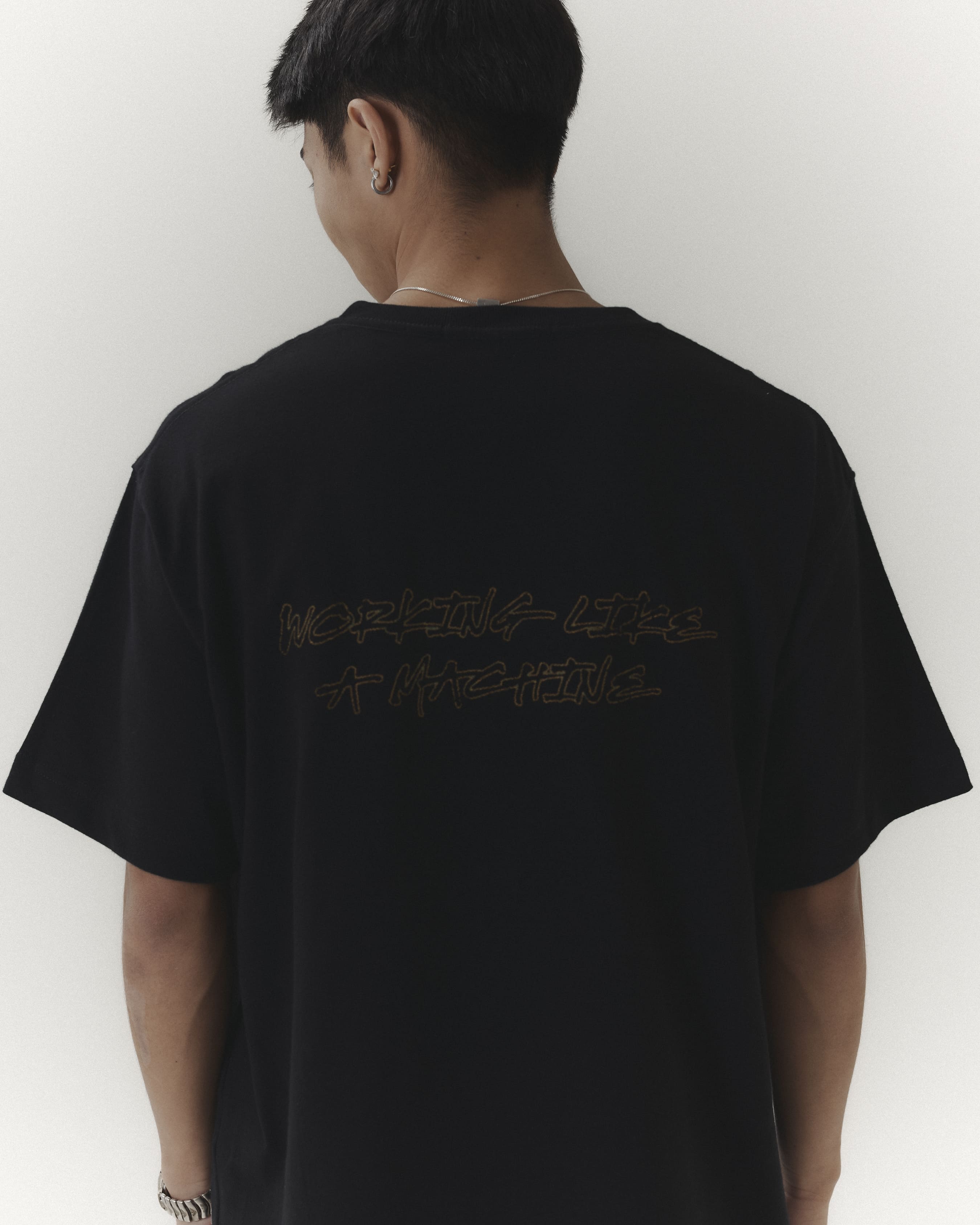 Camiseta Garré Working Like a Machine Preta