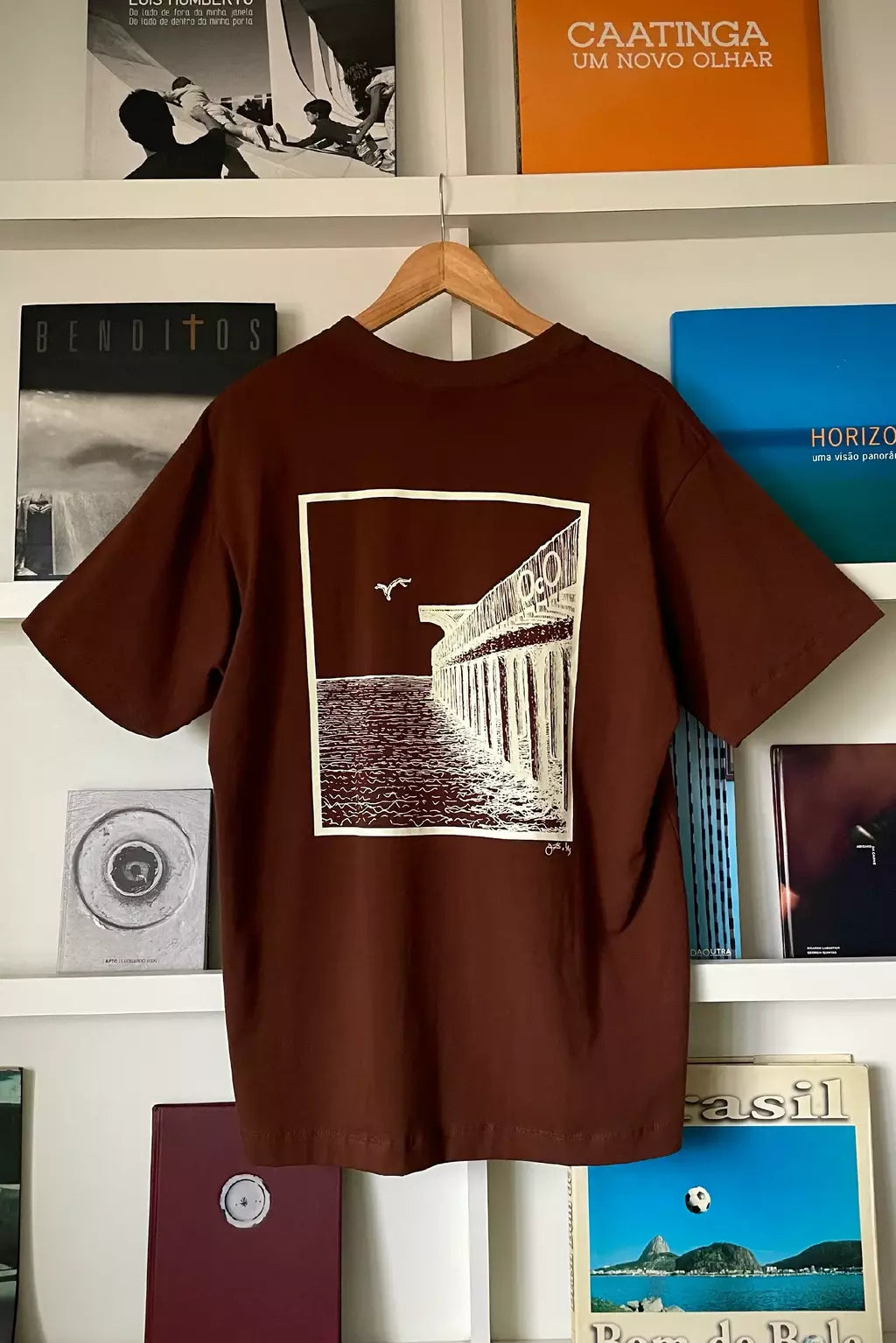 Camiseta OcO Poço da Draga Marrom