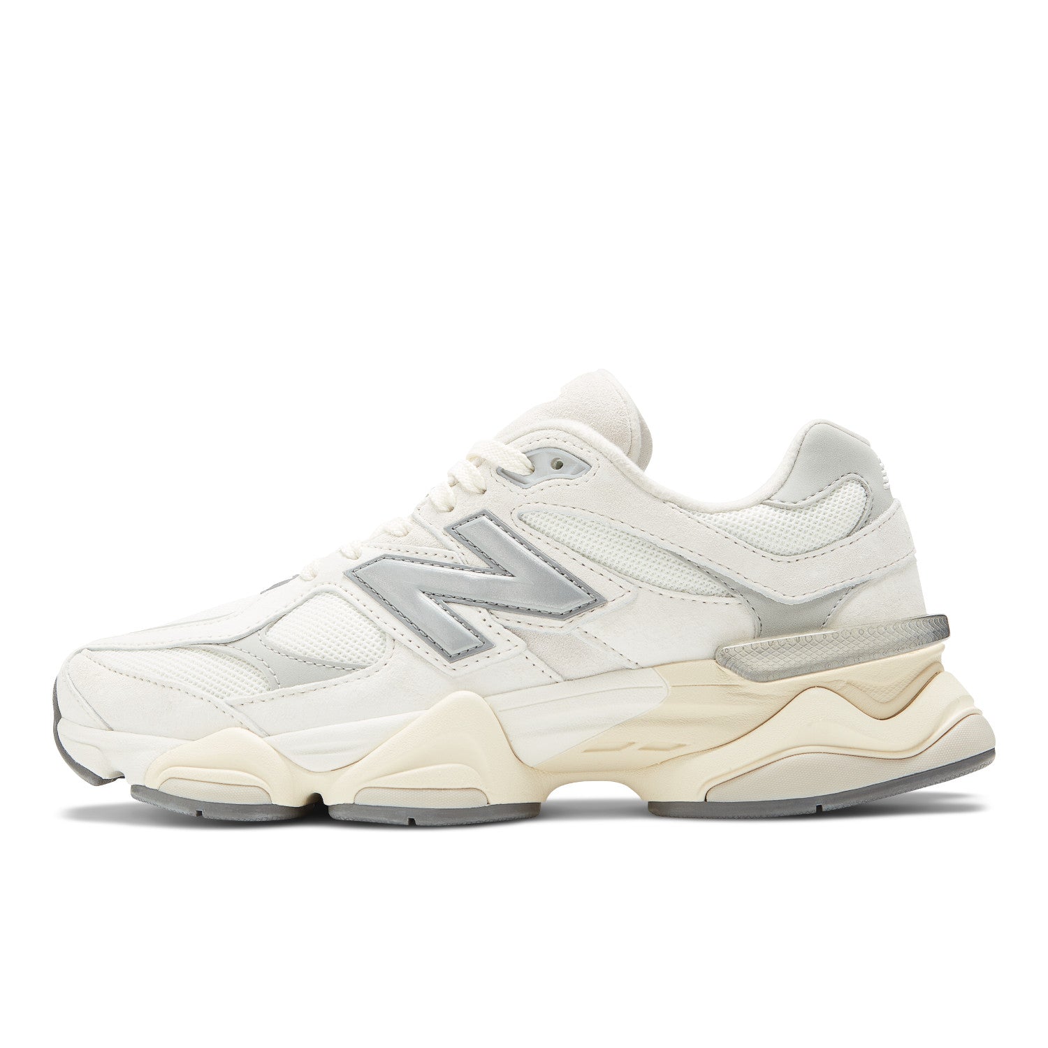 Tênis New Balance 9060 Unissex Branco e Prata