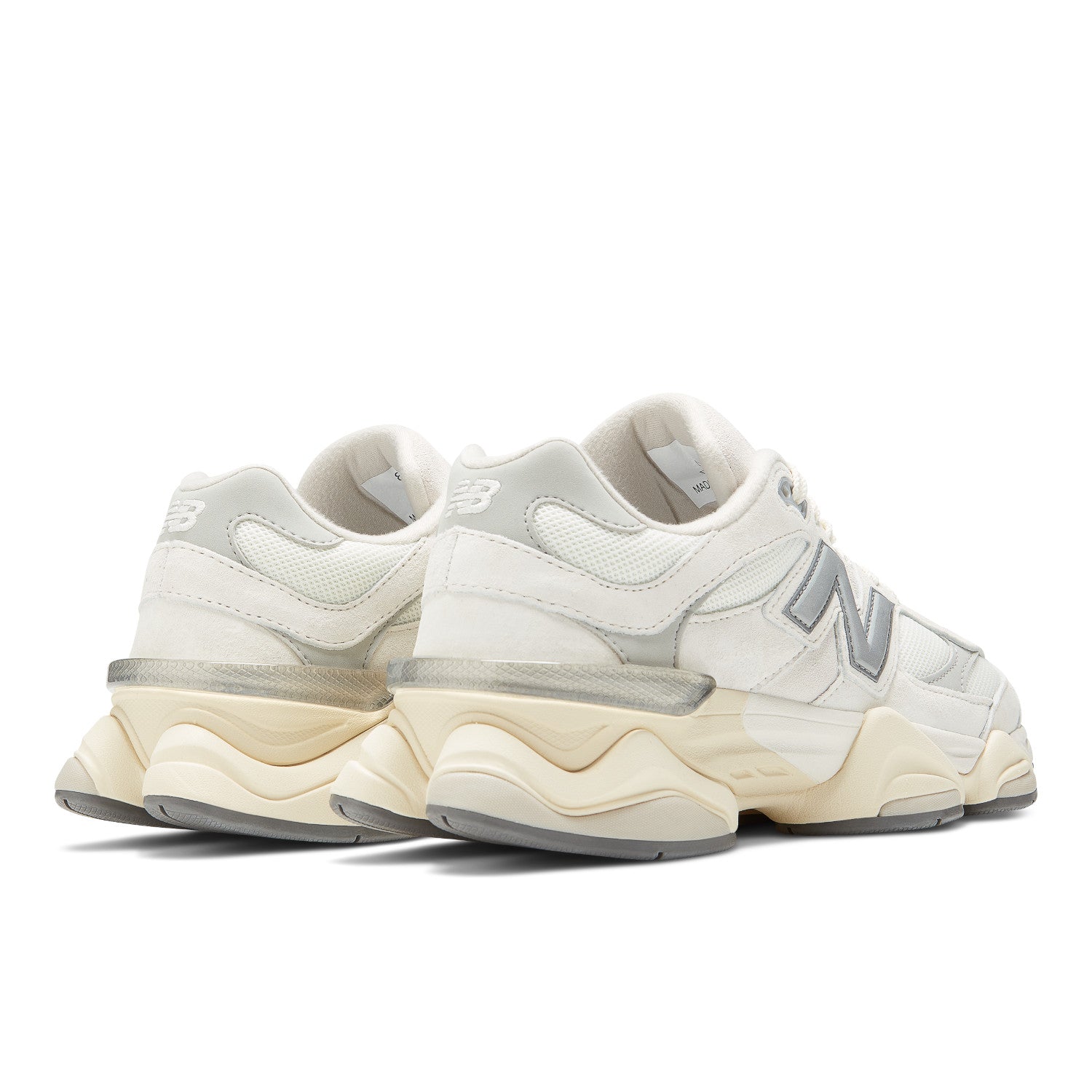 Tênis New Balance 9060 Unissex Branco e Prata