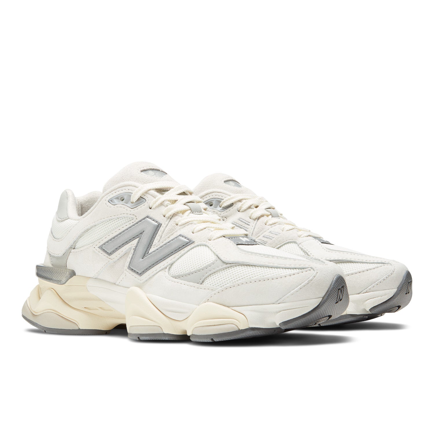 Tênis New Balance 9060 Unissex Branco e Prata