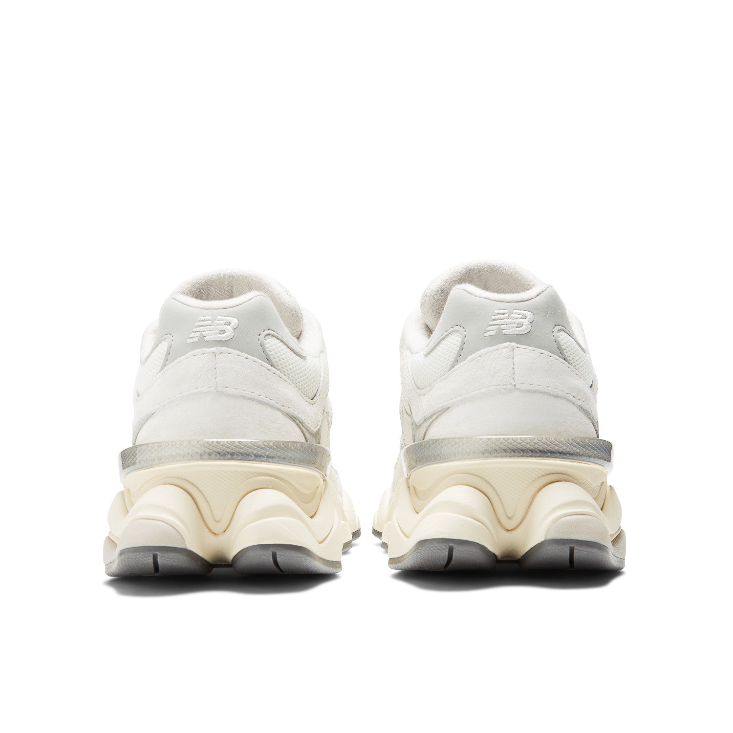 Tênis New Balance 9060 Unissex Branco e Prata