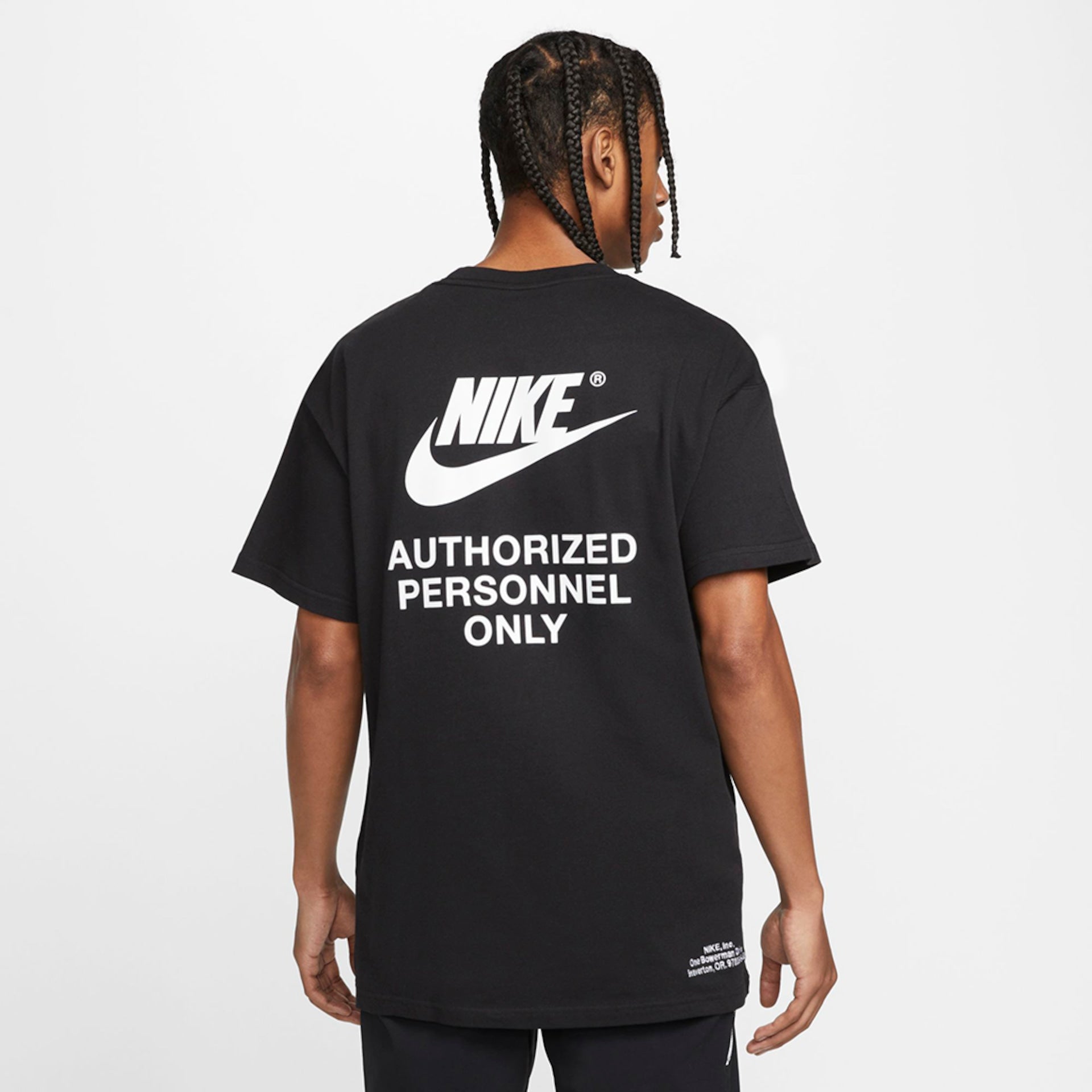 Camiseta Nike Sportswear Authorized Preta