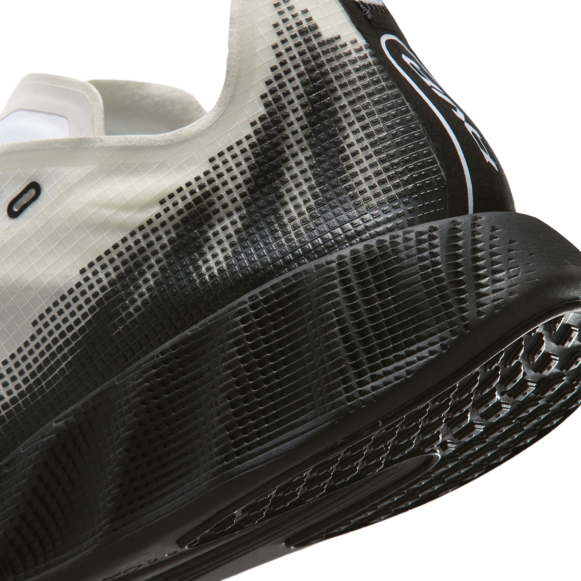 Tênis Nike Ava X Branco e Preto