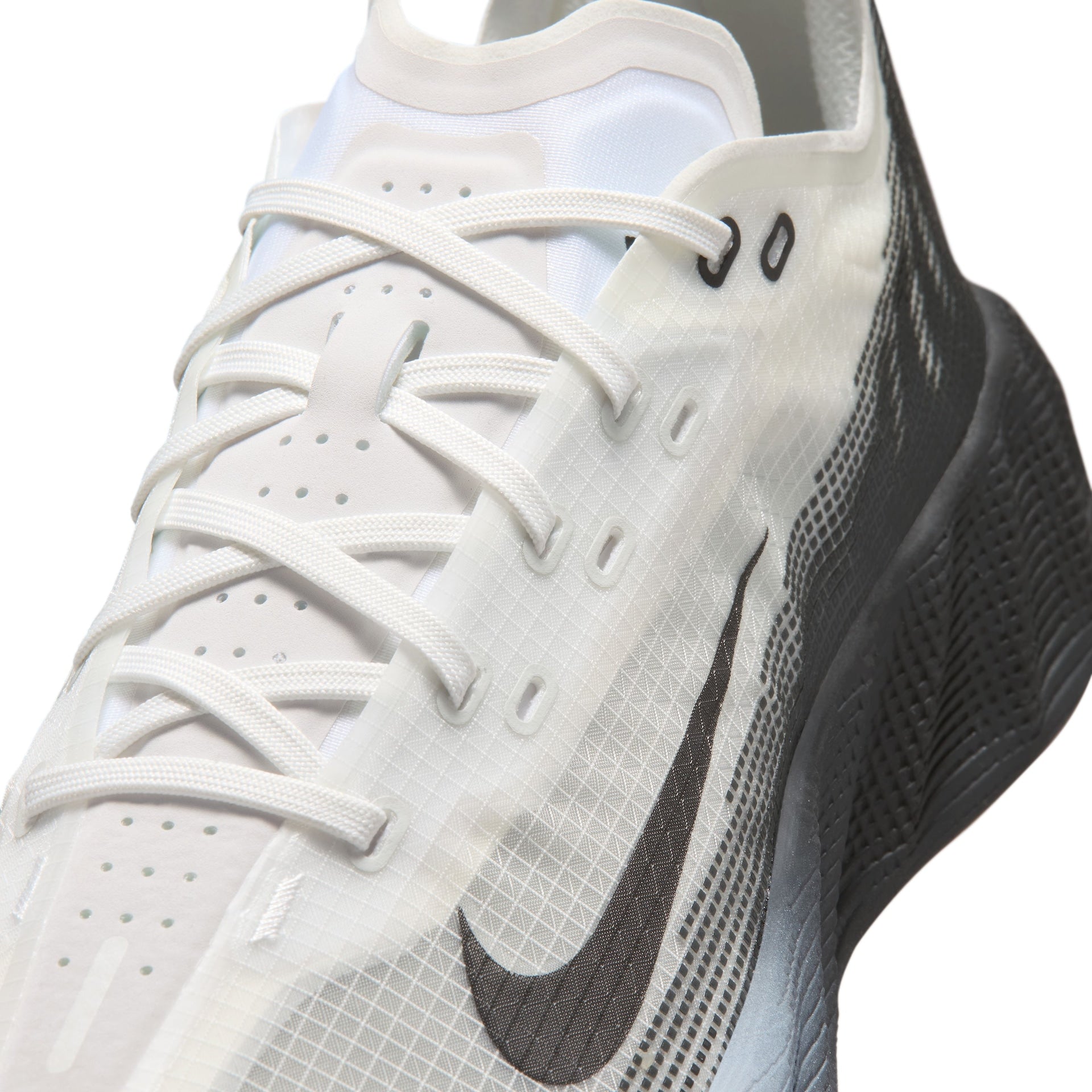 Tênis Nike Ava X Branco e Preto