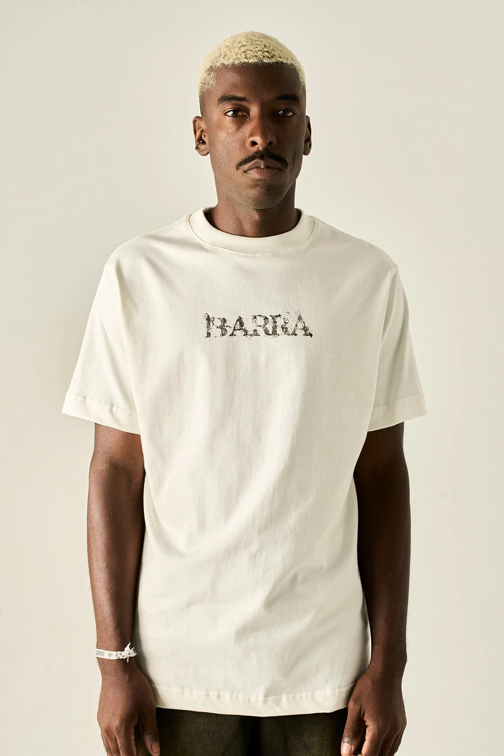 Camiseta Barra Crew Logo Remix Off White