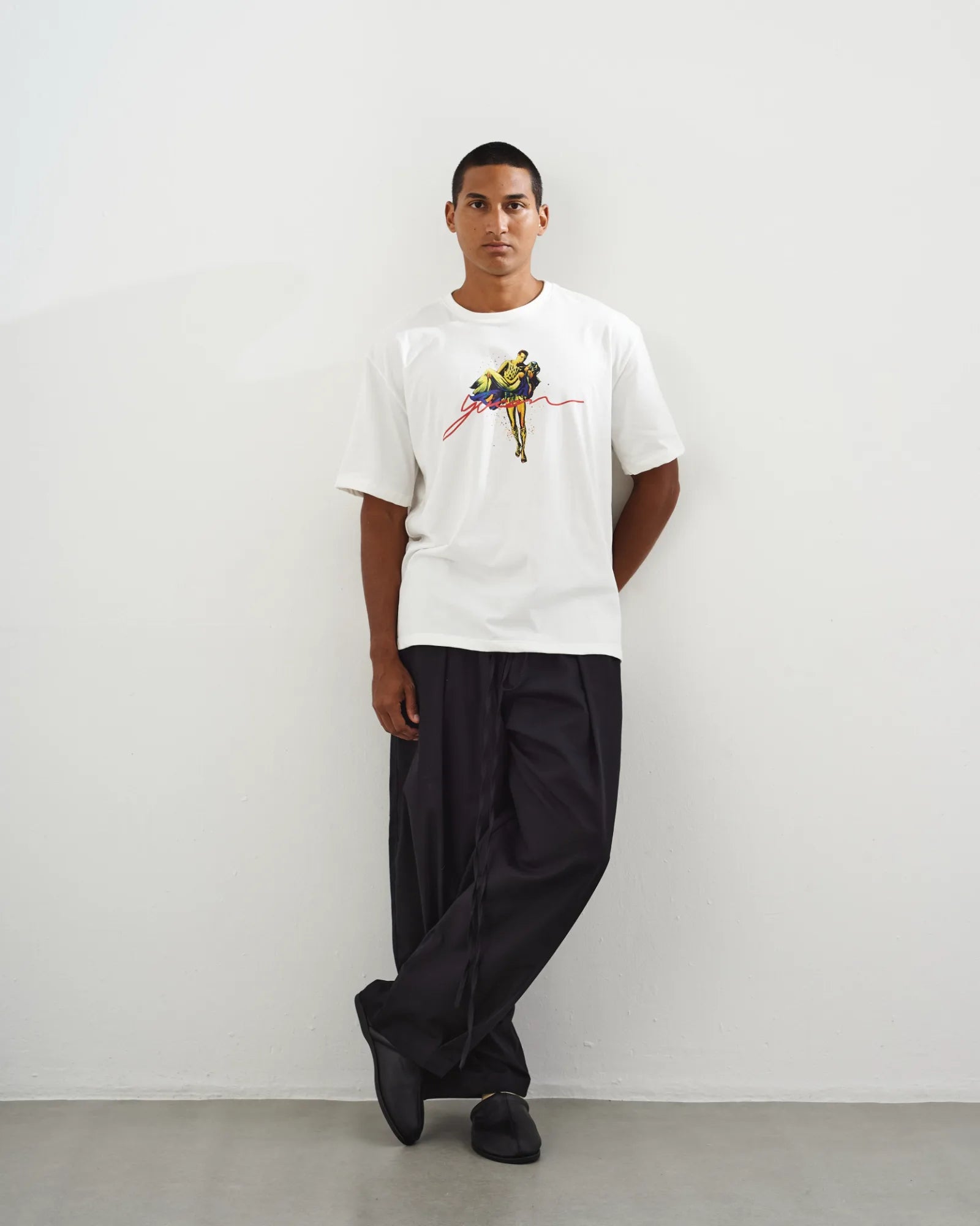 Camiseta Yucari Orfeu Negro Branca