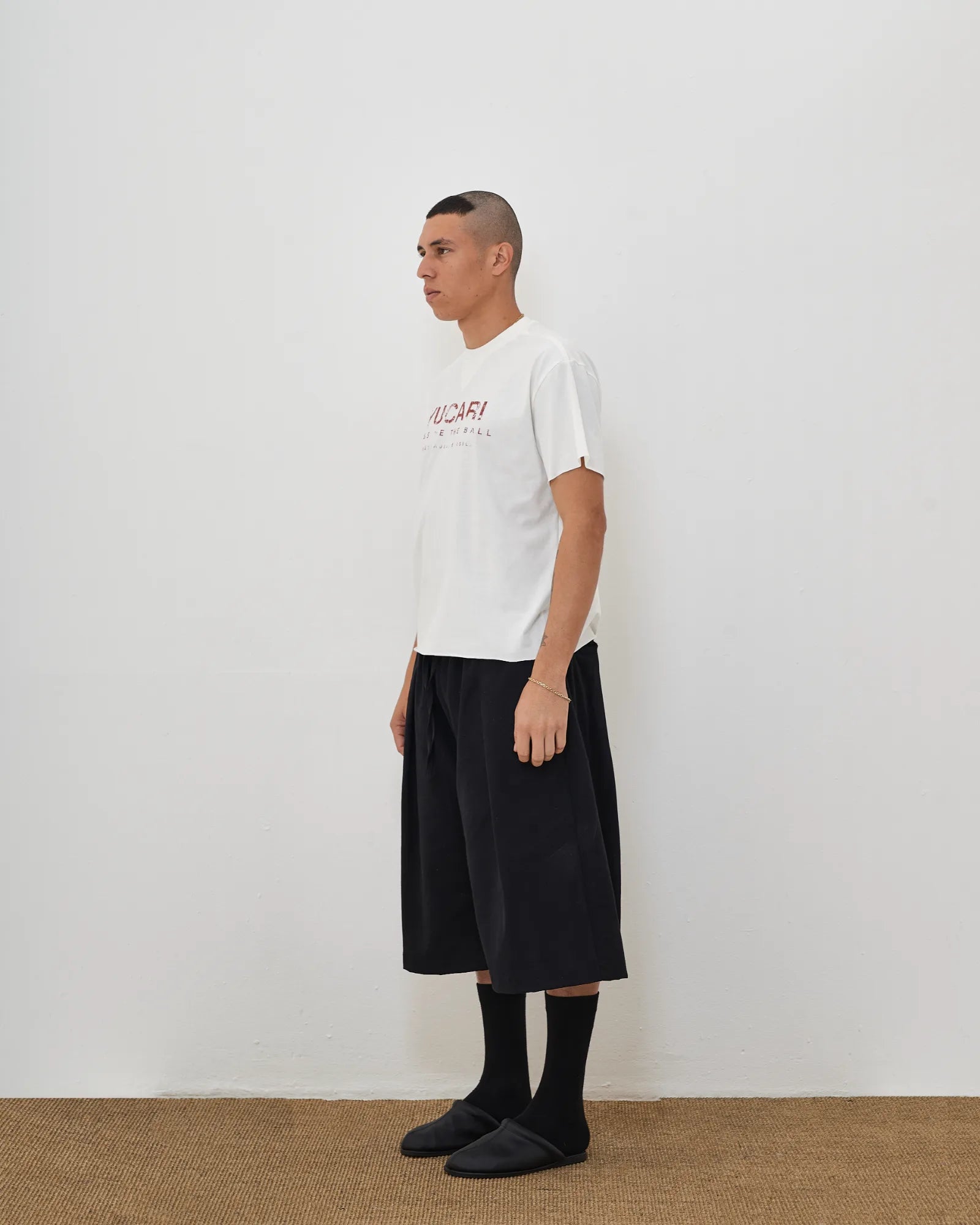 Camiseta Yucari Pass Me The Ball Branca