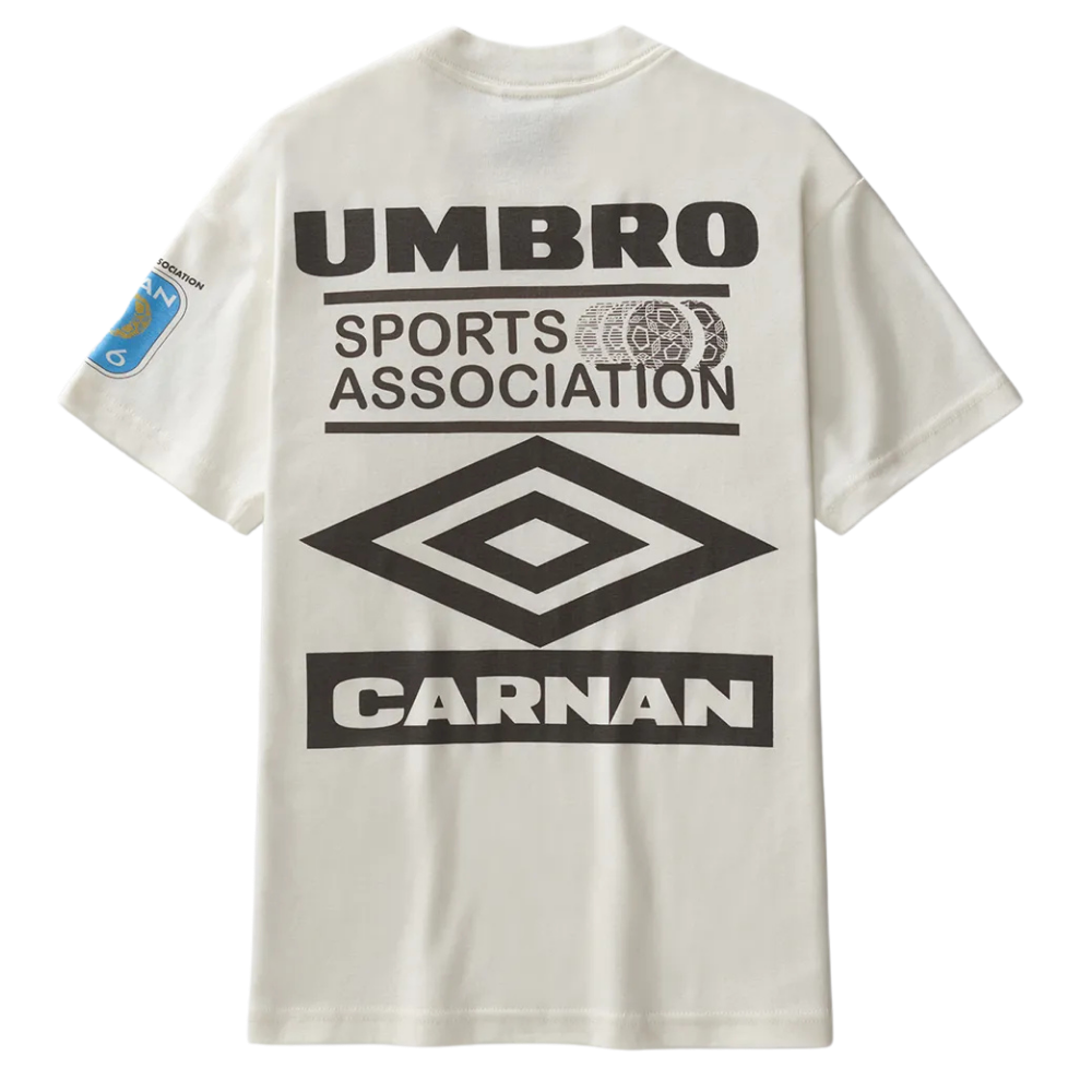 Camiseta Umbro x Carnan Branca