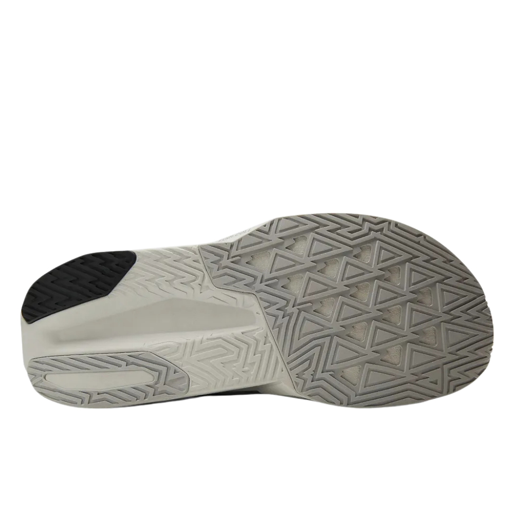 Tênis New Balance Fuelcell Rebel V5 Cinza