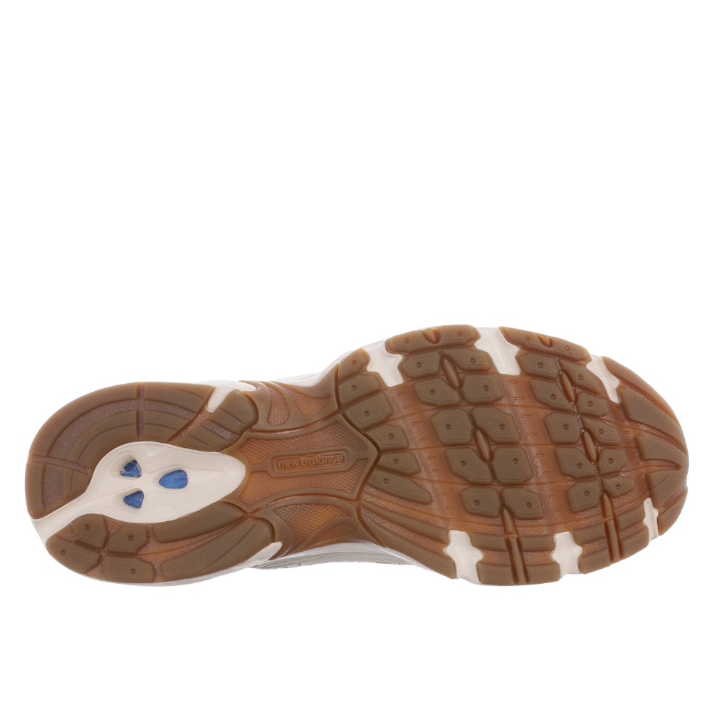 Tênis New Balance 530 Unissex Bege e Marrom