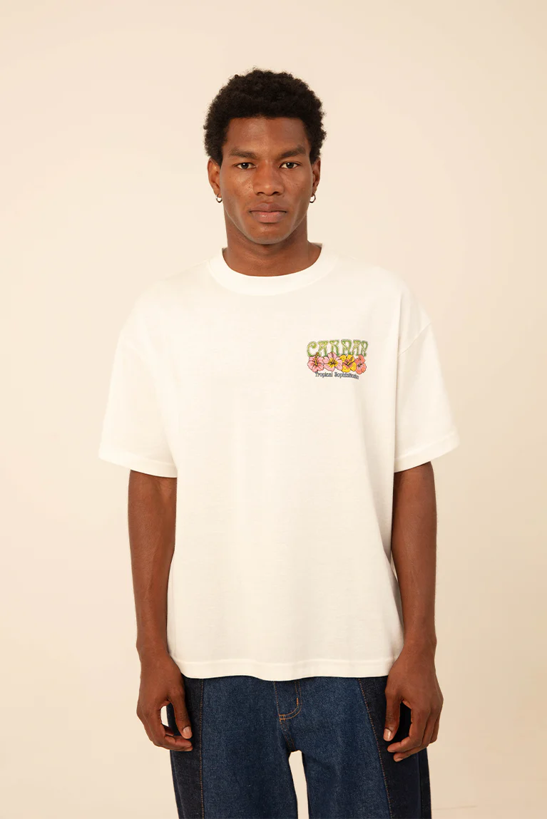 Camiseta Carnan Fruit Boxy Branca