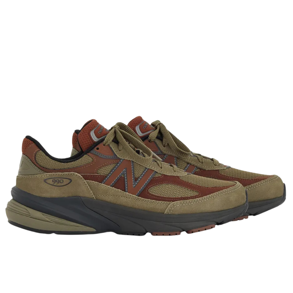 Tênis New Balance 990 Teddy Santis