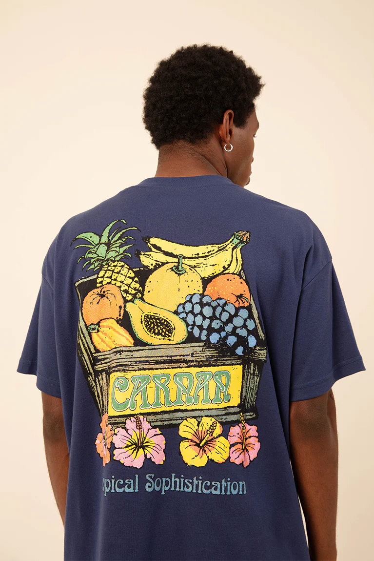 Camiseta Carnan Fruit Boxy Azul Marinho