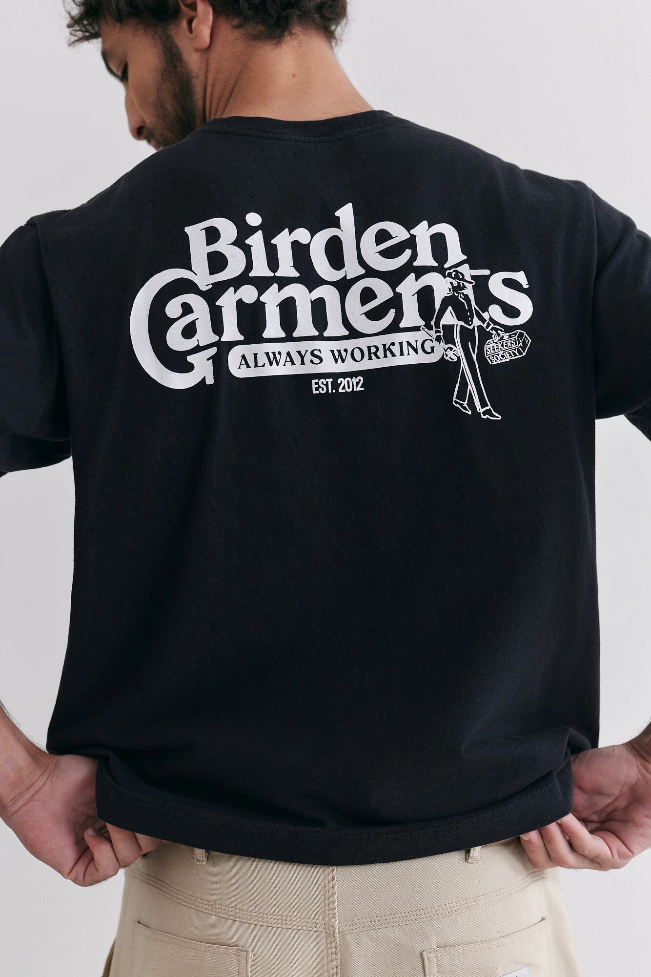 Camiseta Birden Always Working Preta