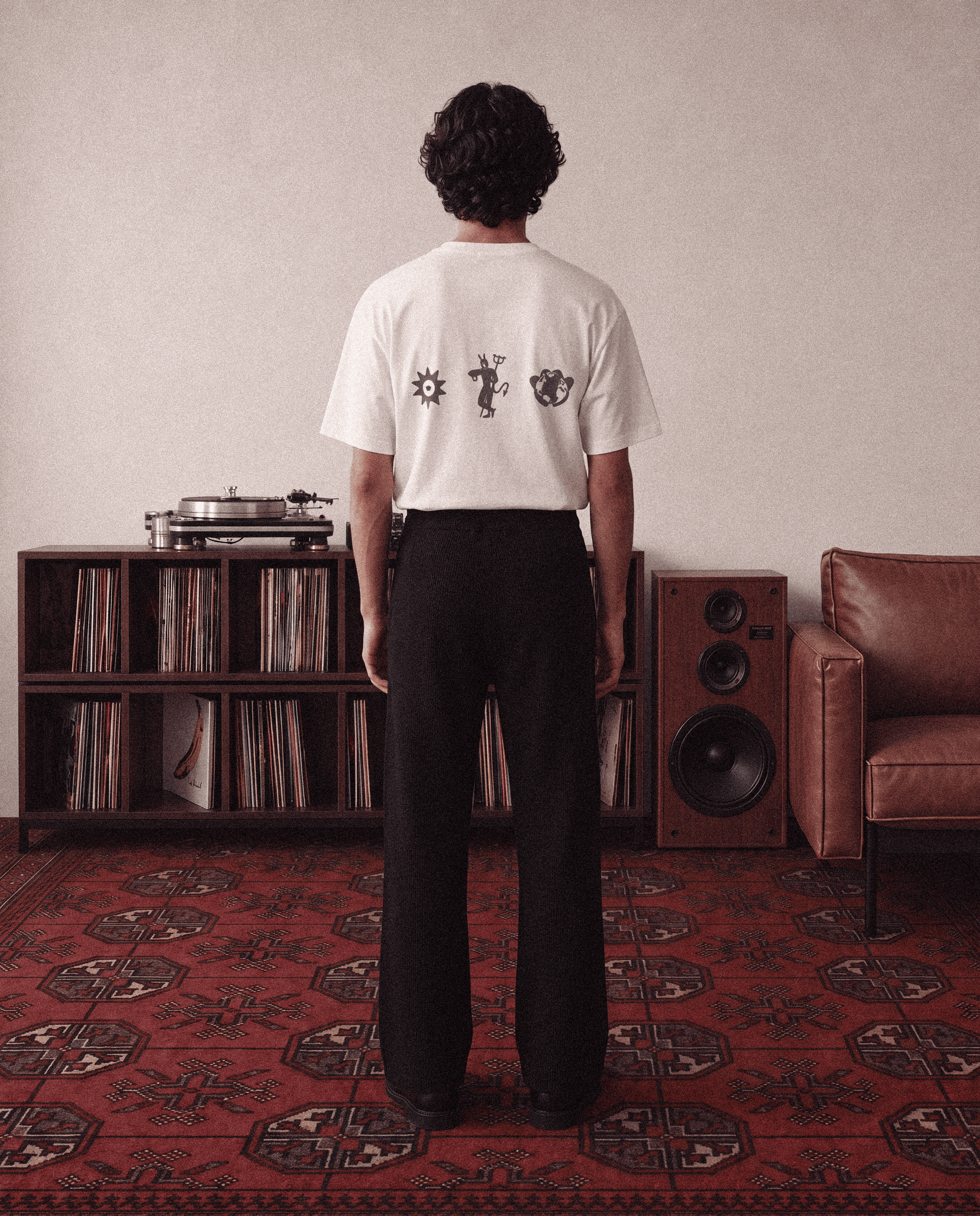 Camiseta Jours de Pluie Tarot Trilogy Tee Branca