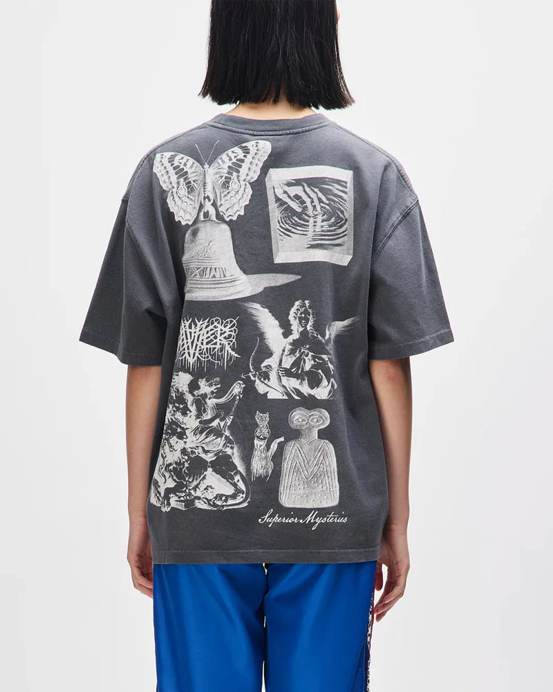 Camiseta Deus Ex Machina Invocation Chumbo