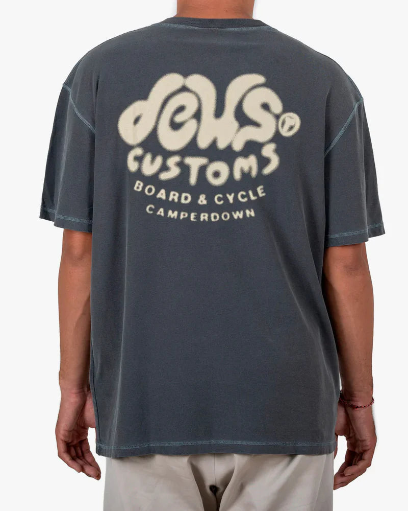 Camiseta Deus Ex Machina Debris Reverse Chumbo