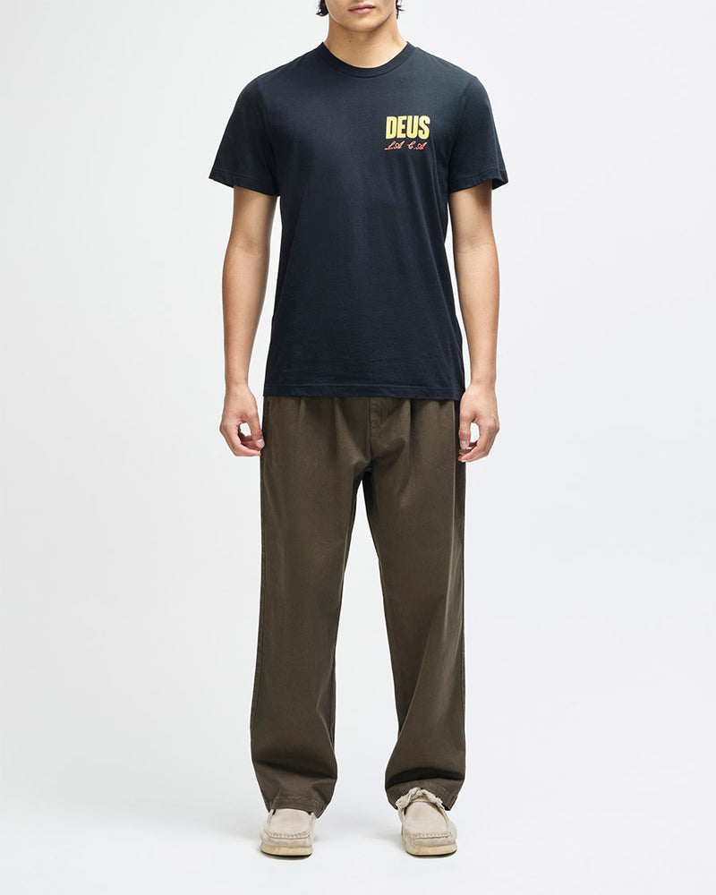 Camiseta Deus Ex Machina Cutway Preta