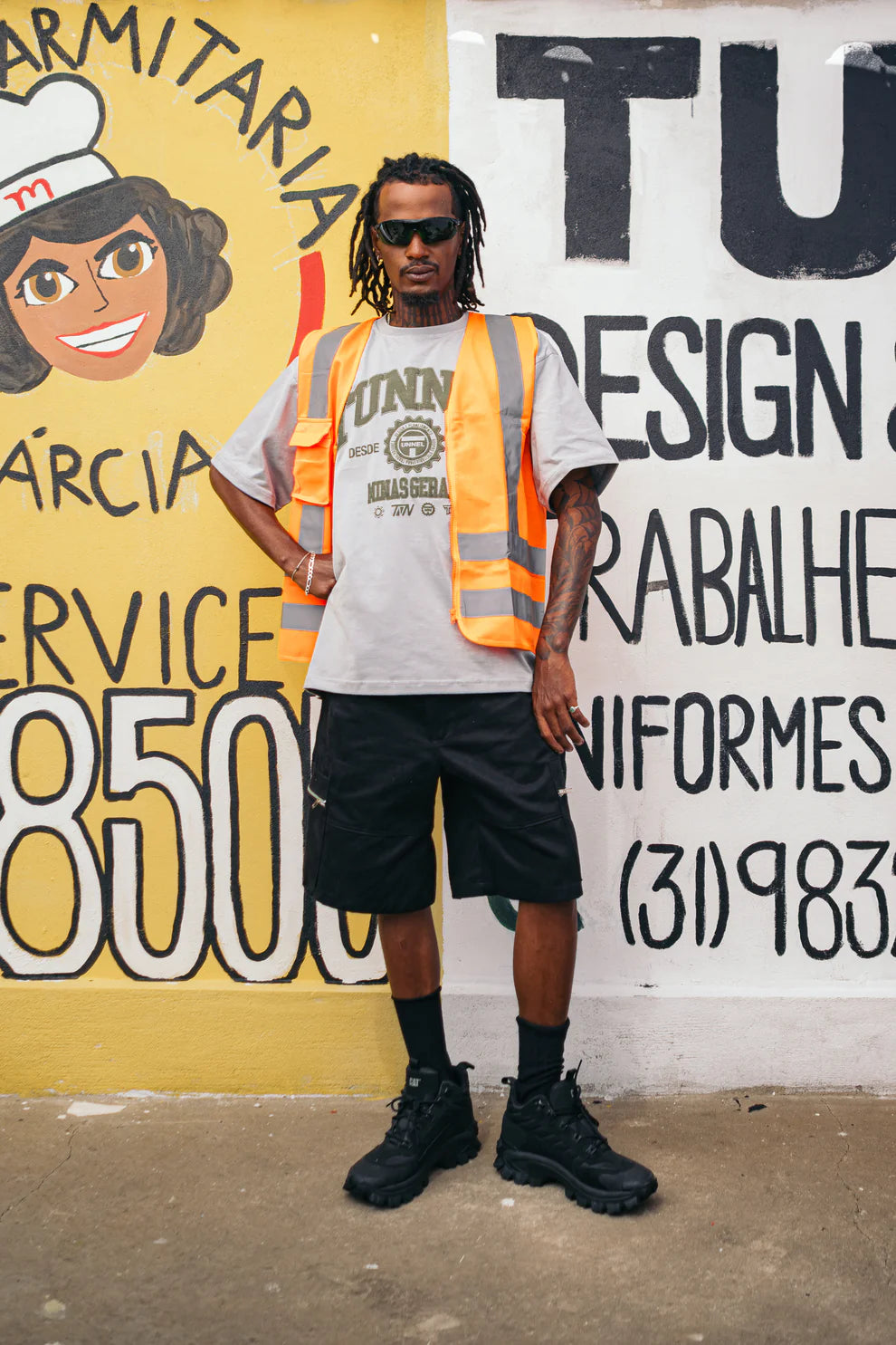 Camiseta Tunnel Oversized Puff College Cinza