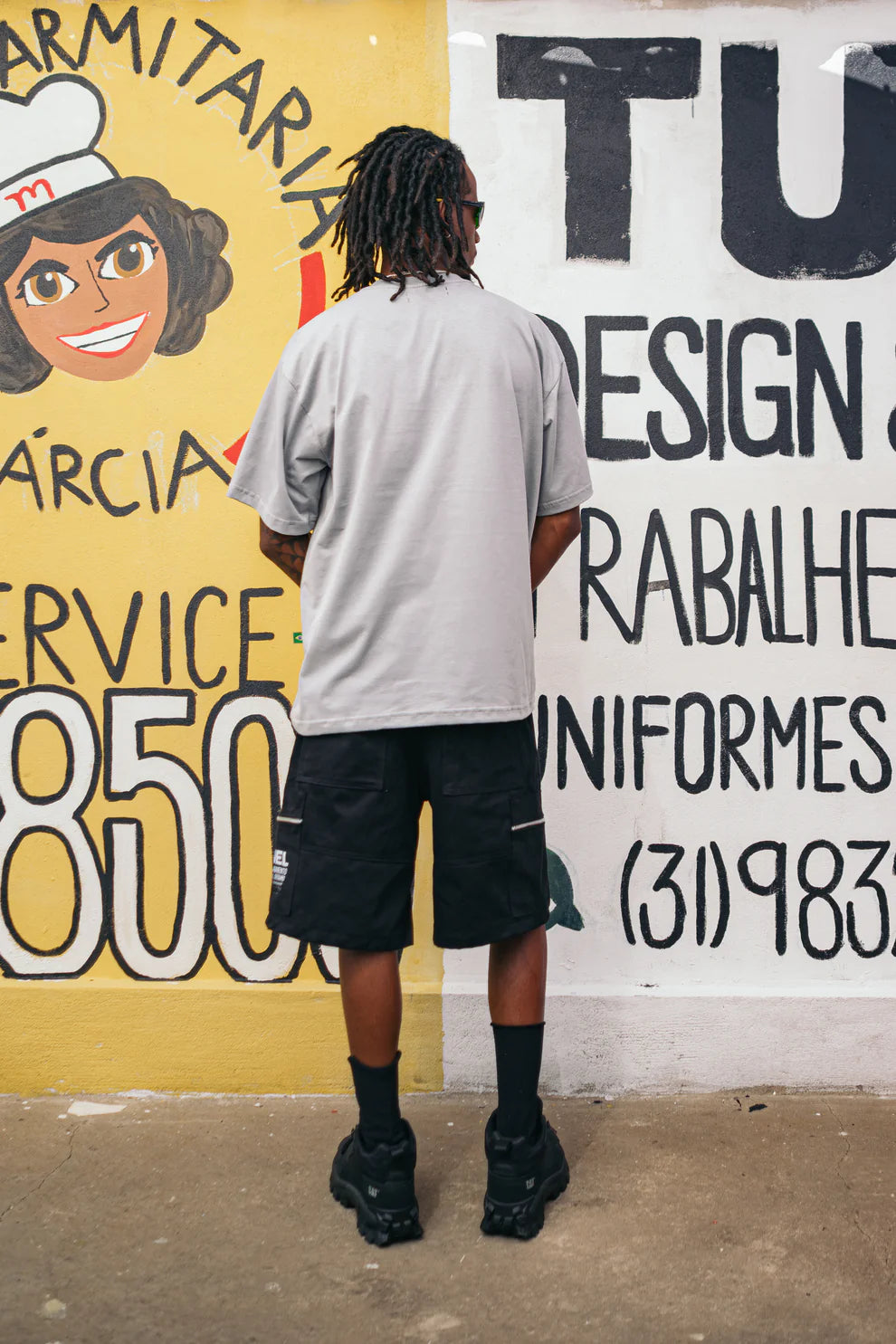 Camiseta Tunnel Oversized Puff College Cinza