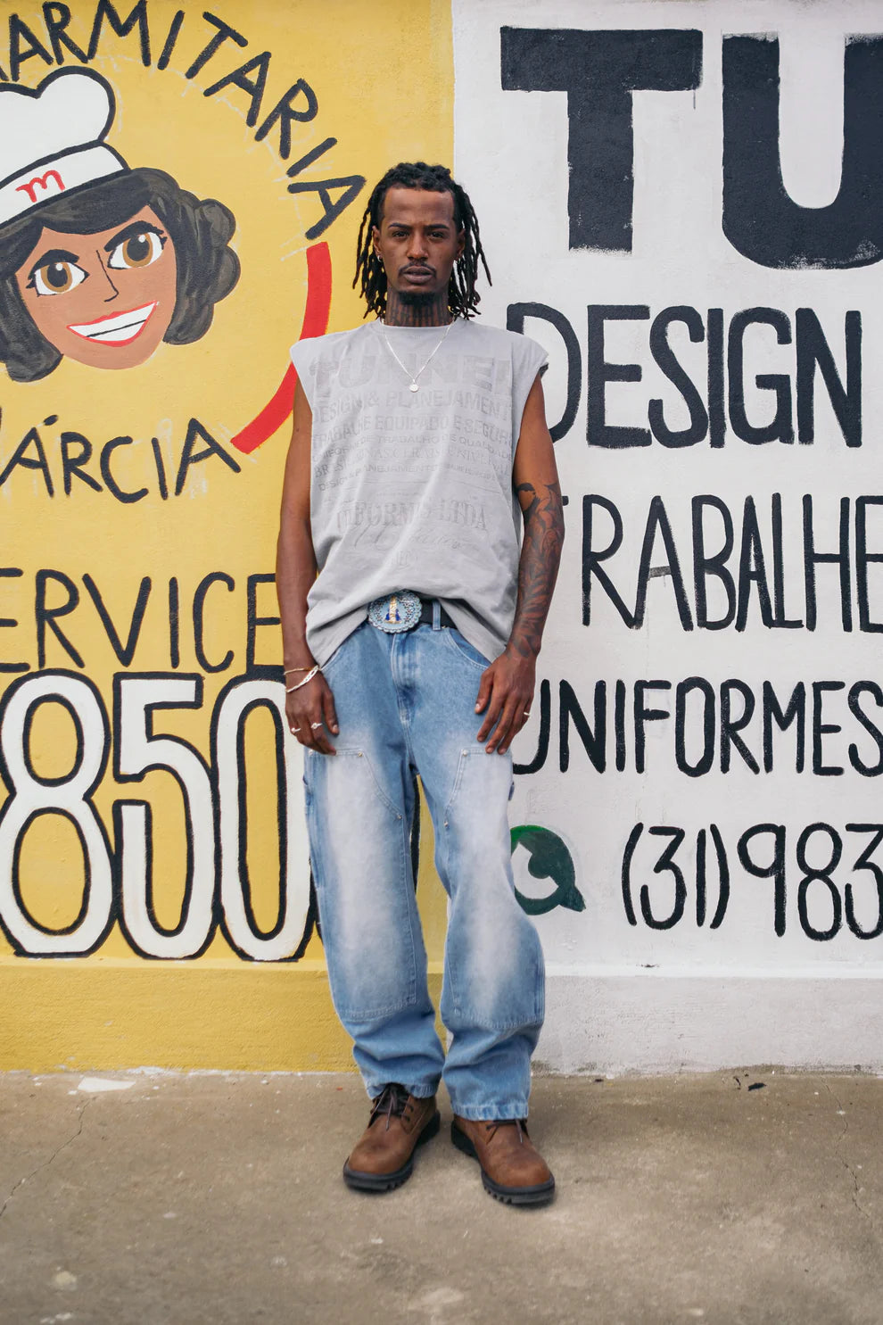 Regata Tunnel Oversized Monocromática Institucional Cinza