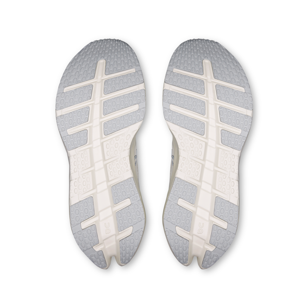Tênis On Running Cloudrunner 3 White Ivory