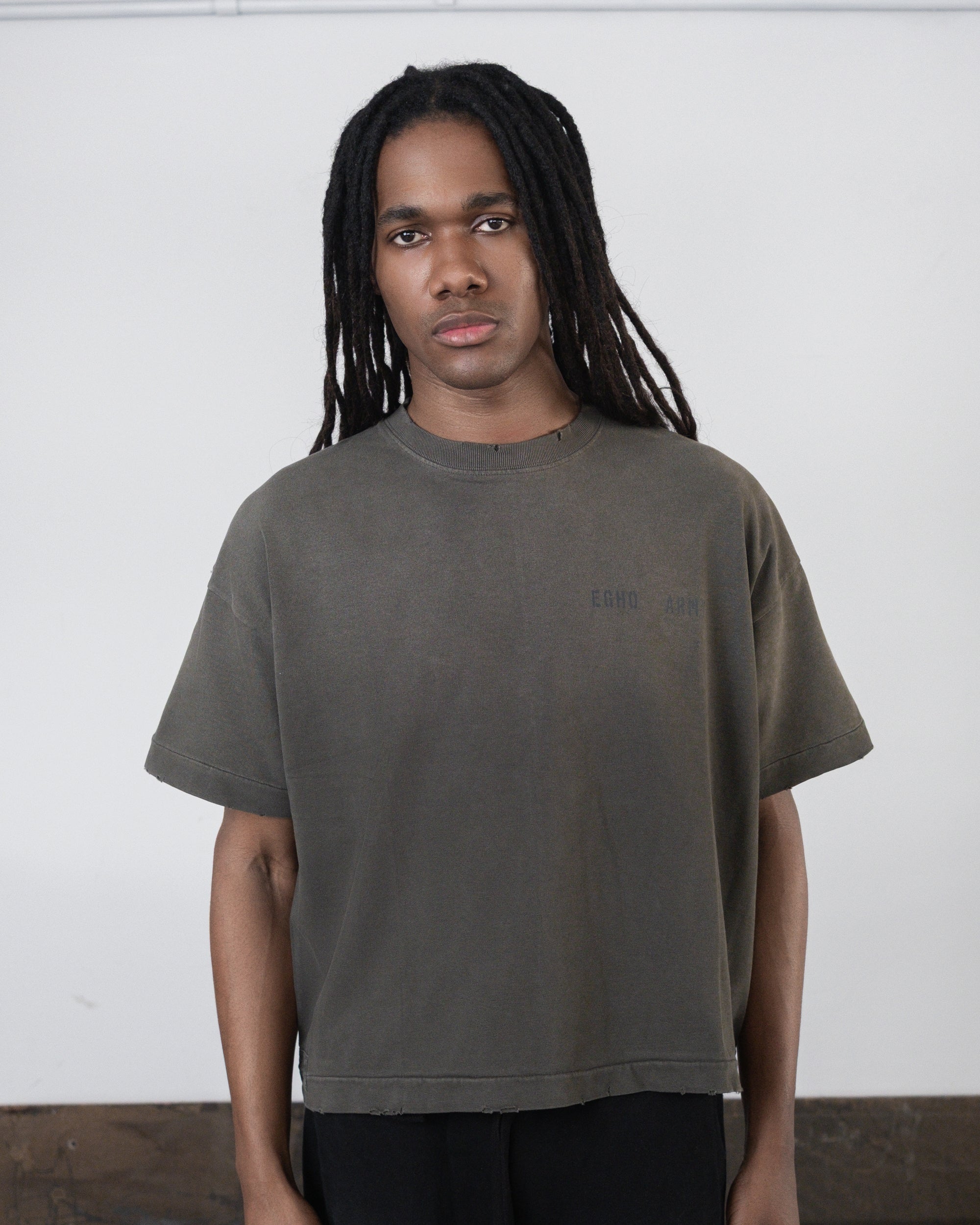 Camiseta Egho Uniform Boxy Cinza Beluga