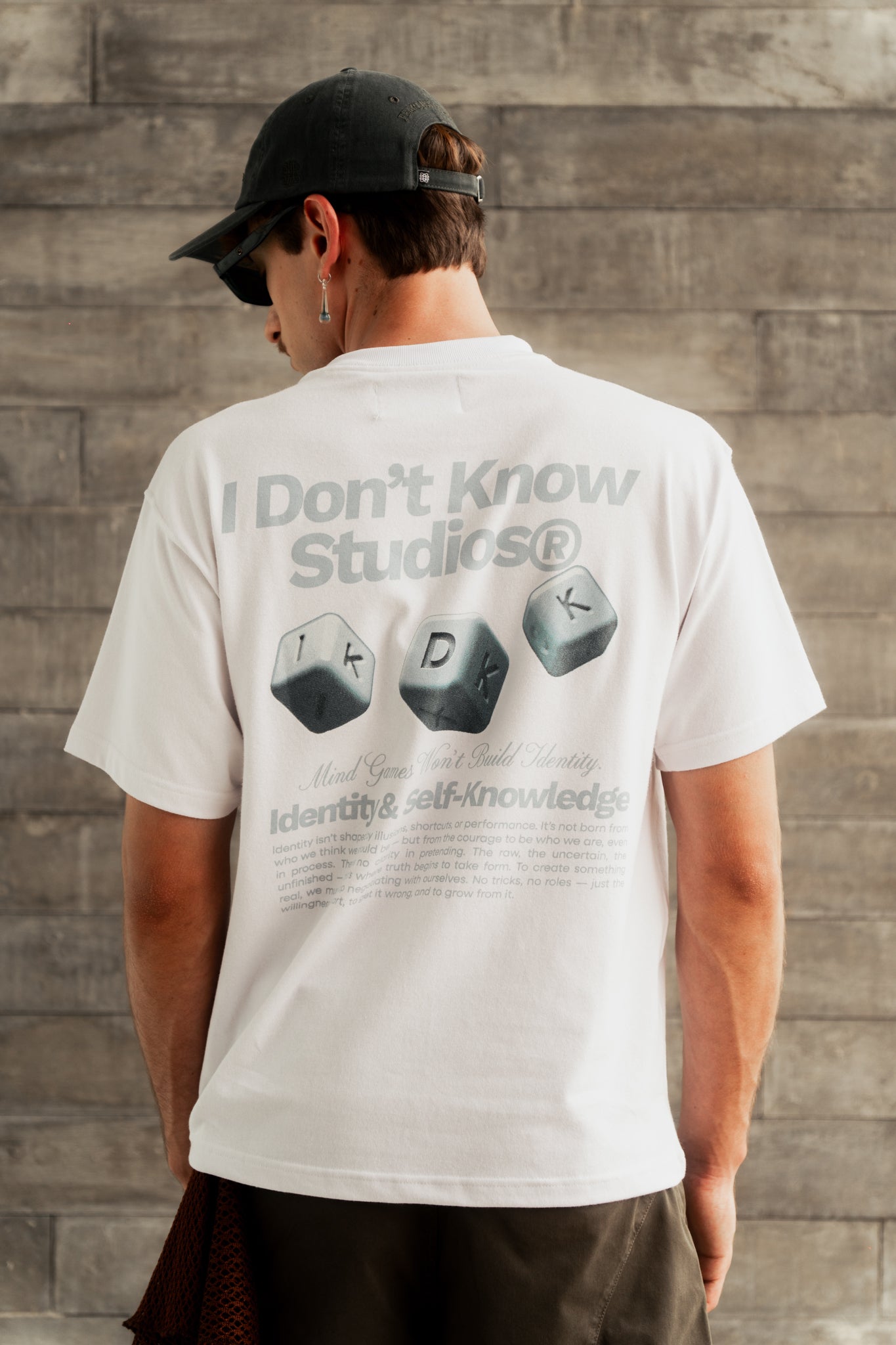 Camiseta IDK Mind Games