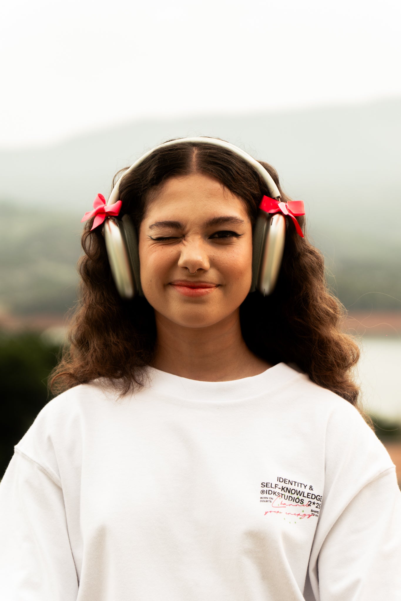 Camiseta IDK Shaped To Win Branca