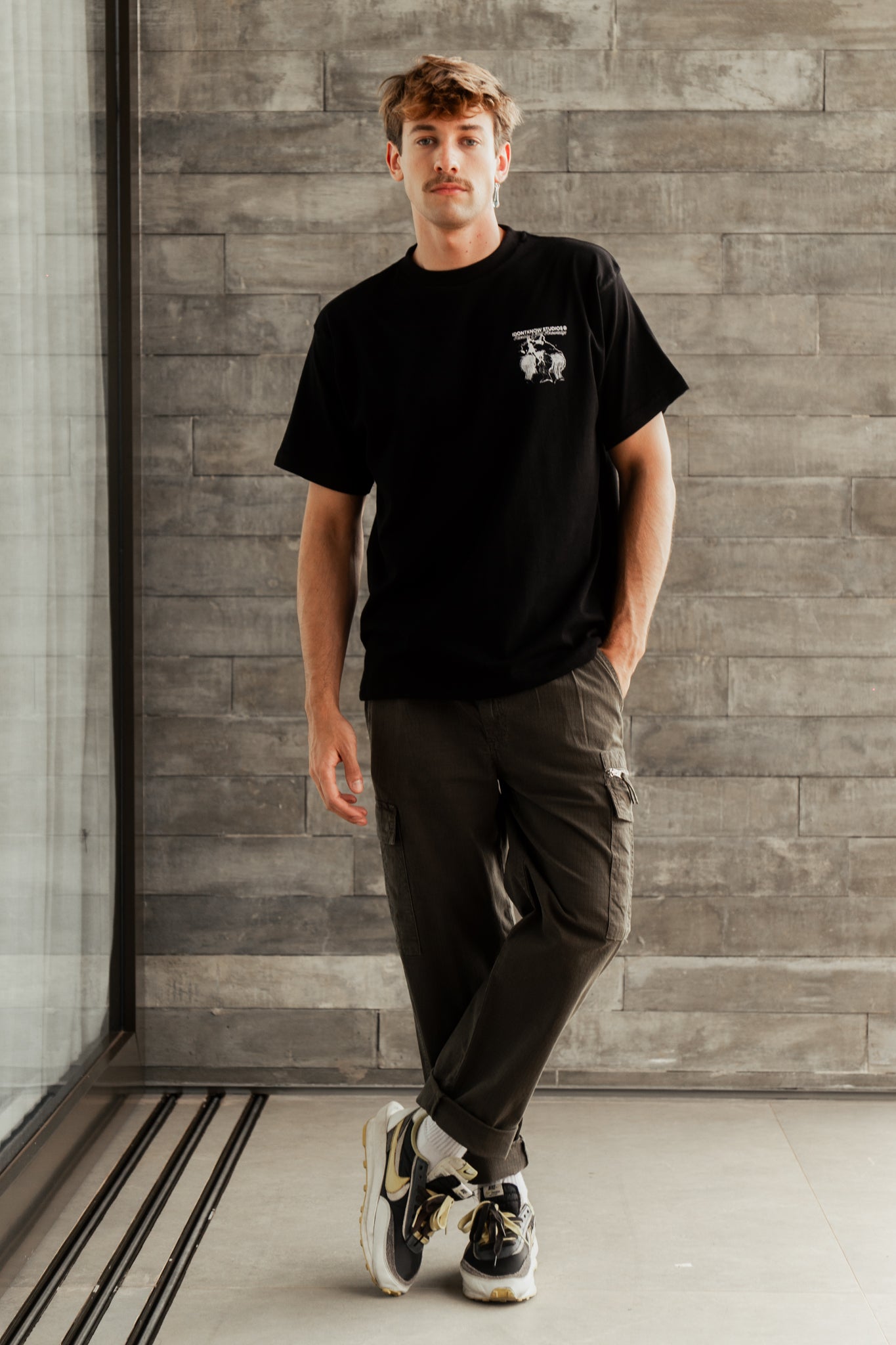 Camiseta IDK Lightning Minds