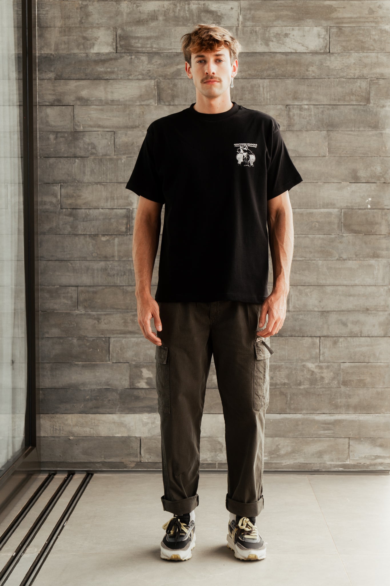 Camiseta IDK Lightning Minds