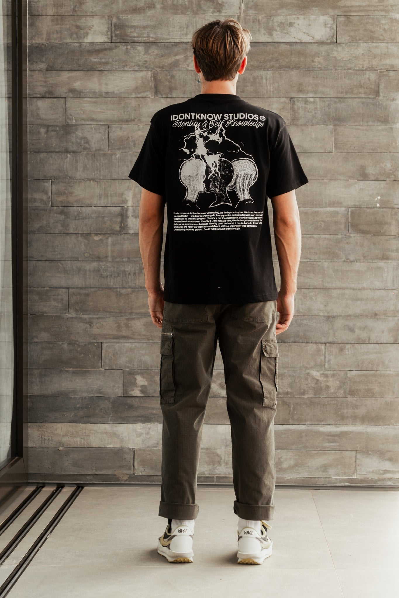 Camiseta IDK Lightning Minds