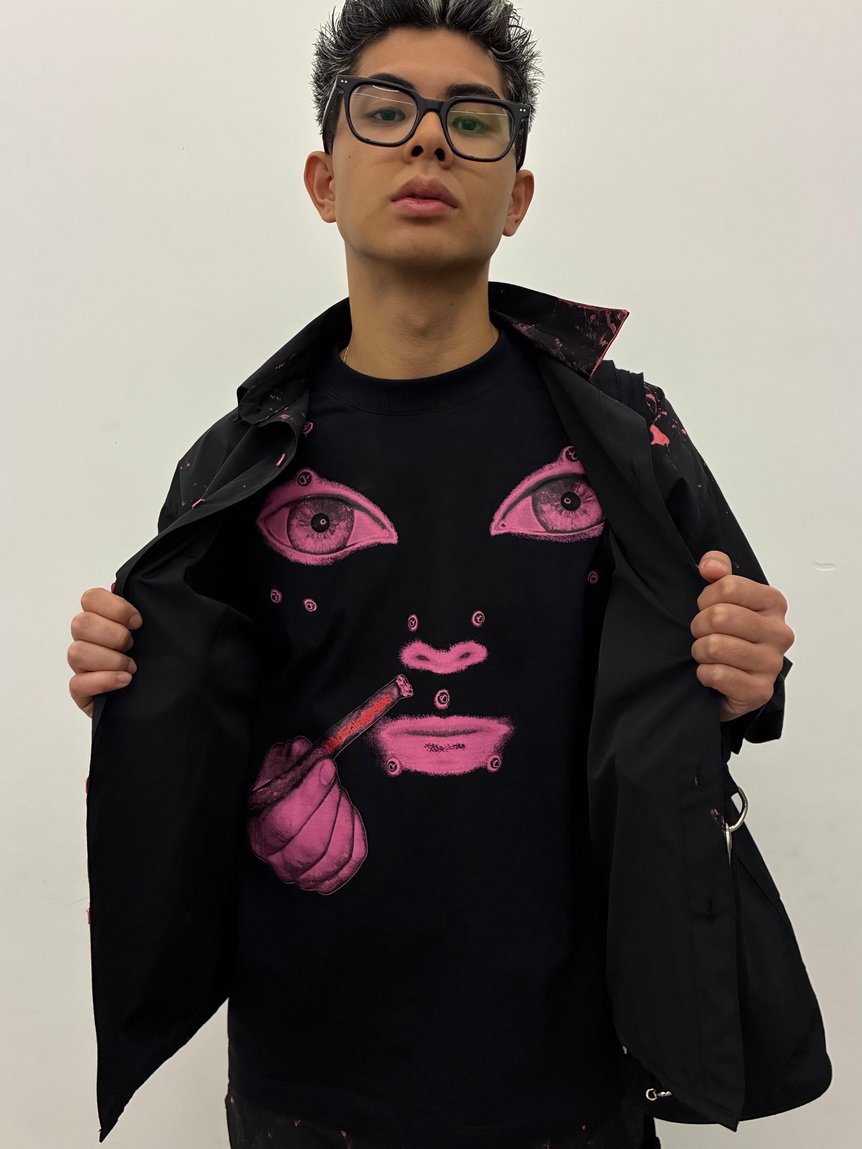 Camiseta Mad Enlatados Alien Bufa Preta