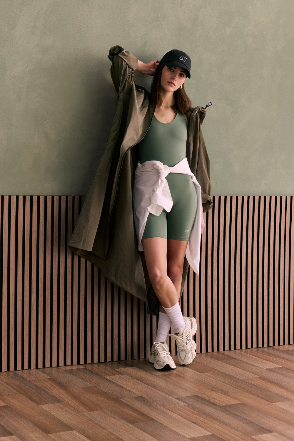 Tênis New Balance Unissex 9060 Off White e Cinza