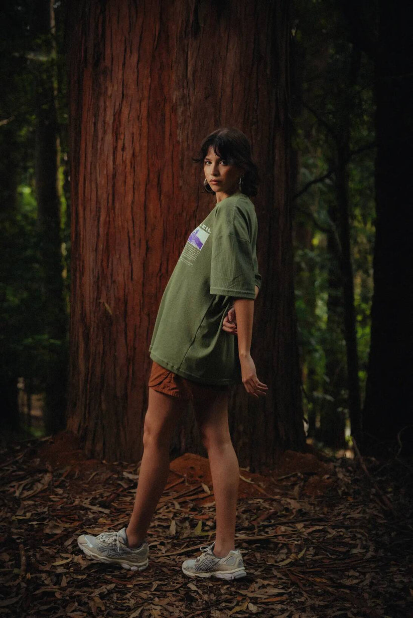 Camiseta Boxy Soleil The Letter Verde