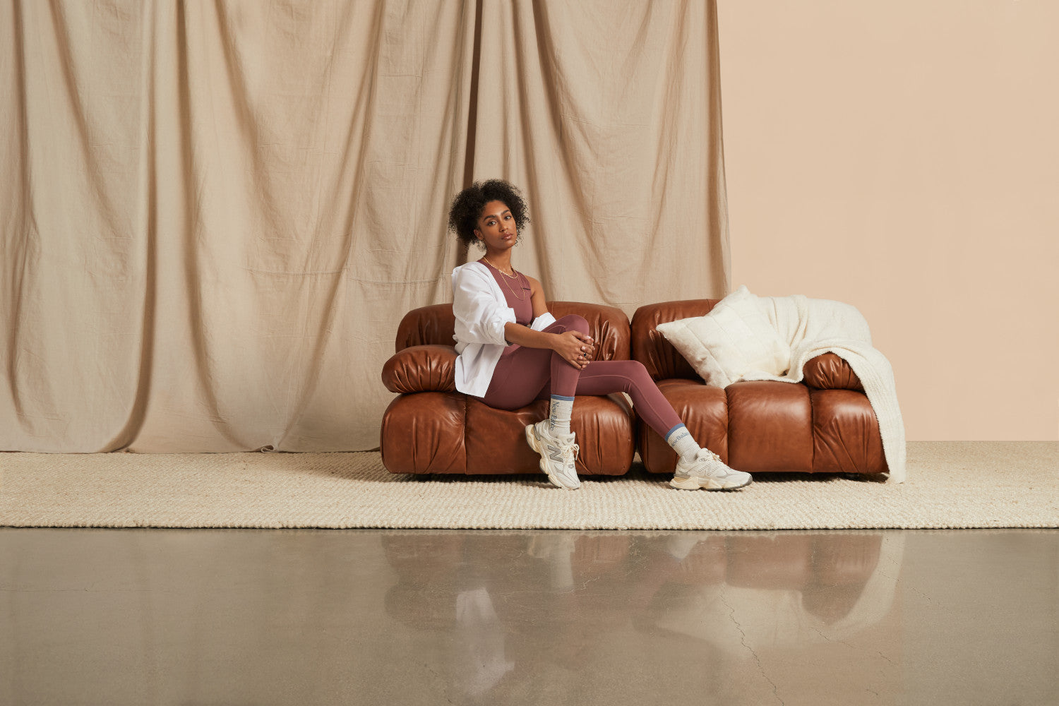 Tênis New Balance 9060 Unissex Branco e Prata