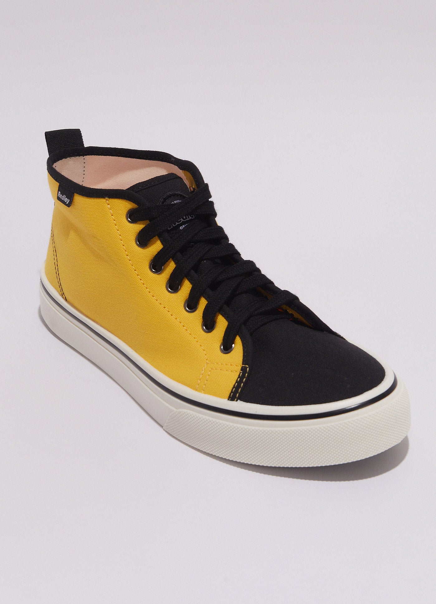 Tênis Originals Cano Alto Bicolor Preto com Amarelo Sol