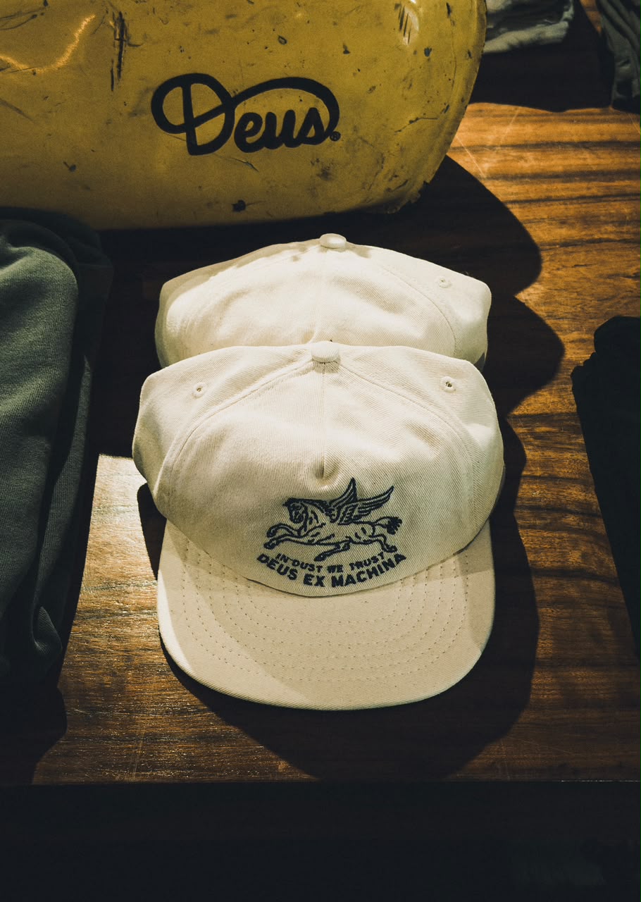 Boné Deus Ex Machina Pegasus Branco