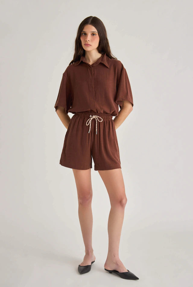 Shorts Tansu Nami Marrom