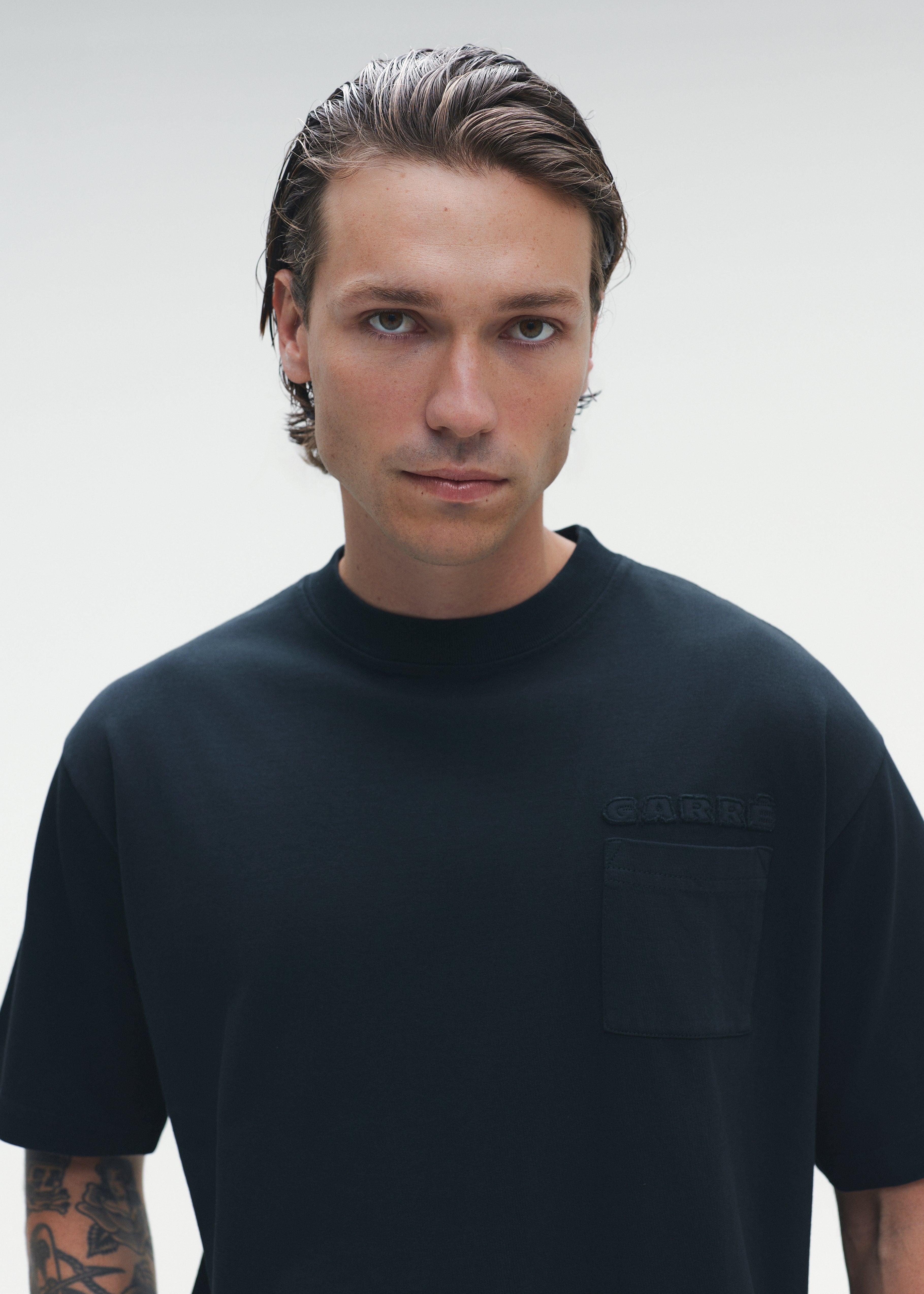 Camiseta Garré Embroidery Pocket Logo Preta