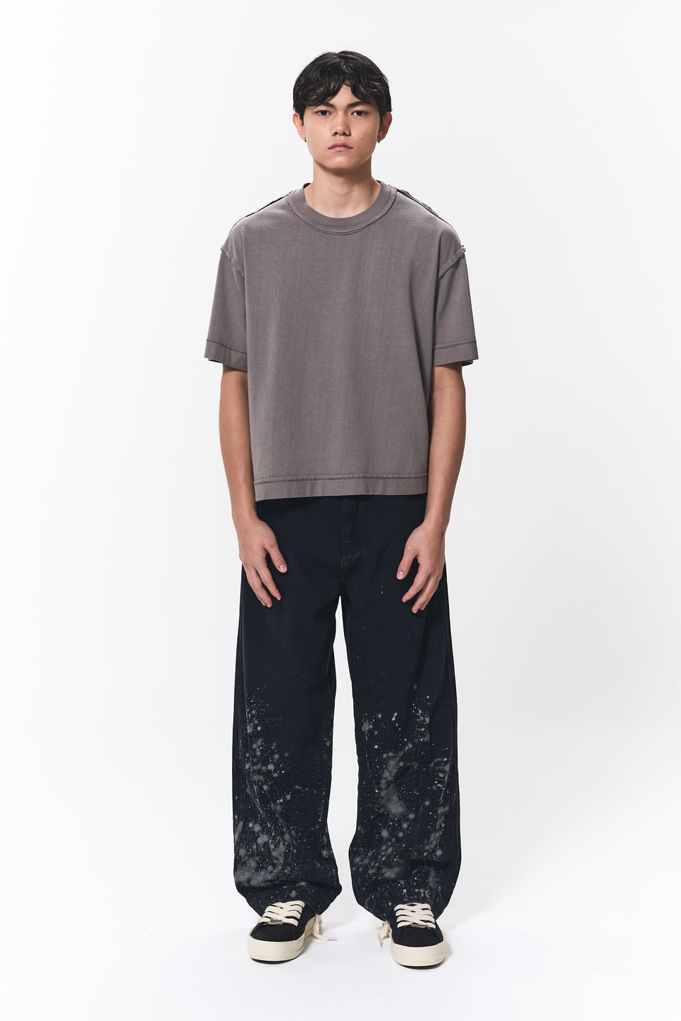 Camiseta Dupla Face Pace Pattern Cinza