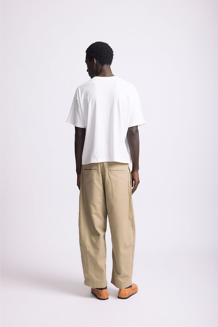 Camiseta Boxy Carnan Signature Branca