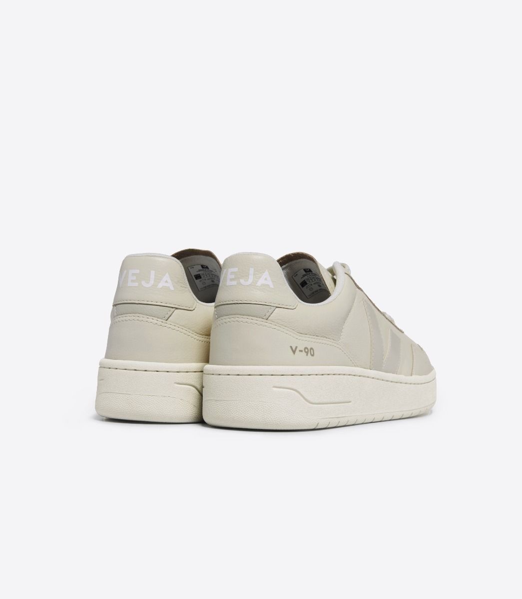 Tênis Veja V-90 Leather Cashew Pierre